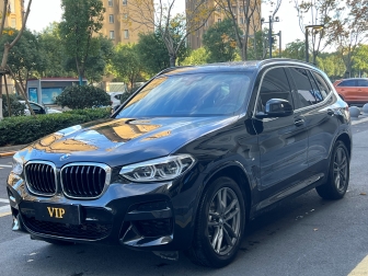 X3   xDrive28i M tracksuit version