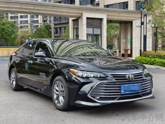 Avalon 2.0L Deluxe edition